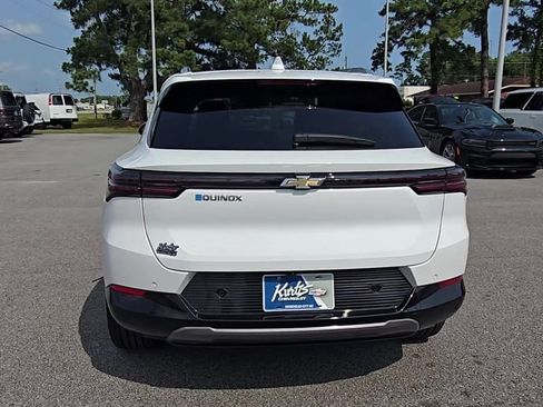 Used 2024 Chevrolet Equinox EV LT image 7
