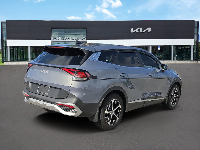 Certified 2024 Kia Sportage EX FWD image 4