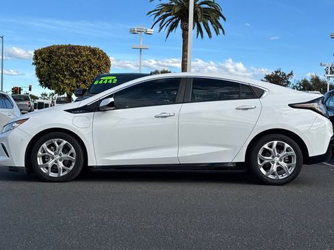 Used 2017 Chevrolet Volt Premier w/ Driver Confidence II Package image 8