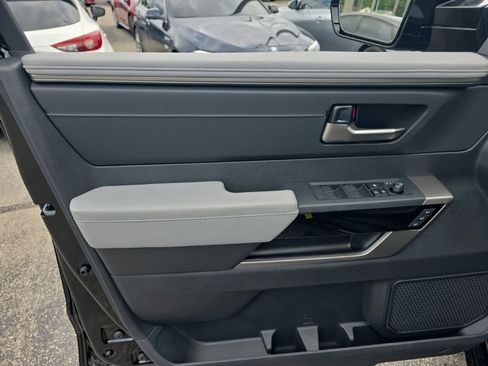 New 2026 Toyota Tundra Limited AWD/4WD image 14