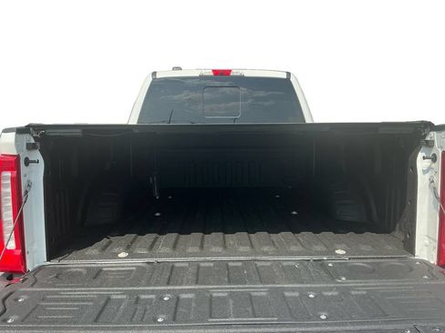 Used 2024 Ford F250 Lariat w/ Chrome Package AWD/4WD image 24