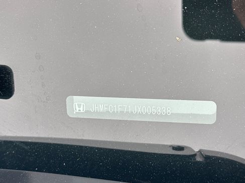 Used 2018 Honda Civic EX-L image 2