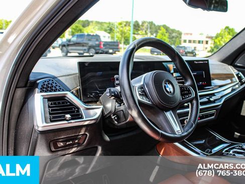 Used 2024 BMW X5 xDrive40i w/ M Sport Package AWD/4WD image 23