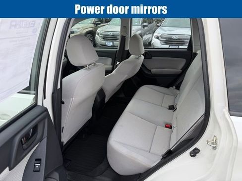 Used 2018 Subaru Forester 2.5i w/ Alloy Wheel Package image 12