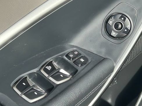 Used 2018 Hyundai Santa Fe Sport AWD/4WD image 25