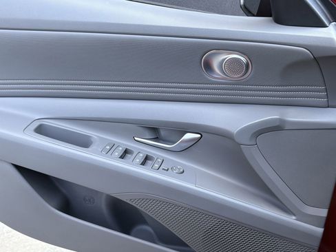 Certified 2025 Hyundai Elantra Sport FWD image 23