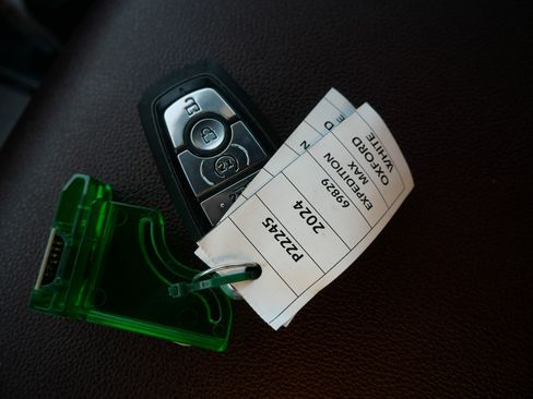 Certified 2024 Ford Expedition Max Limited image 33