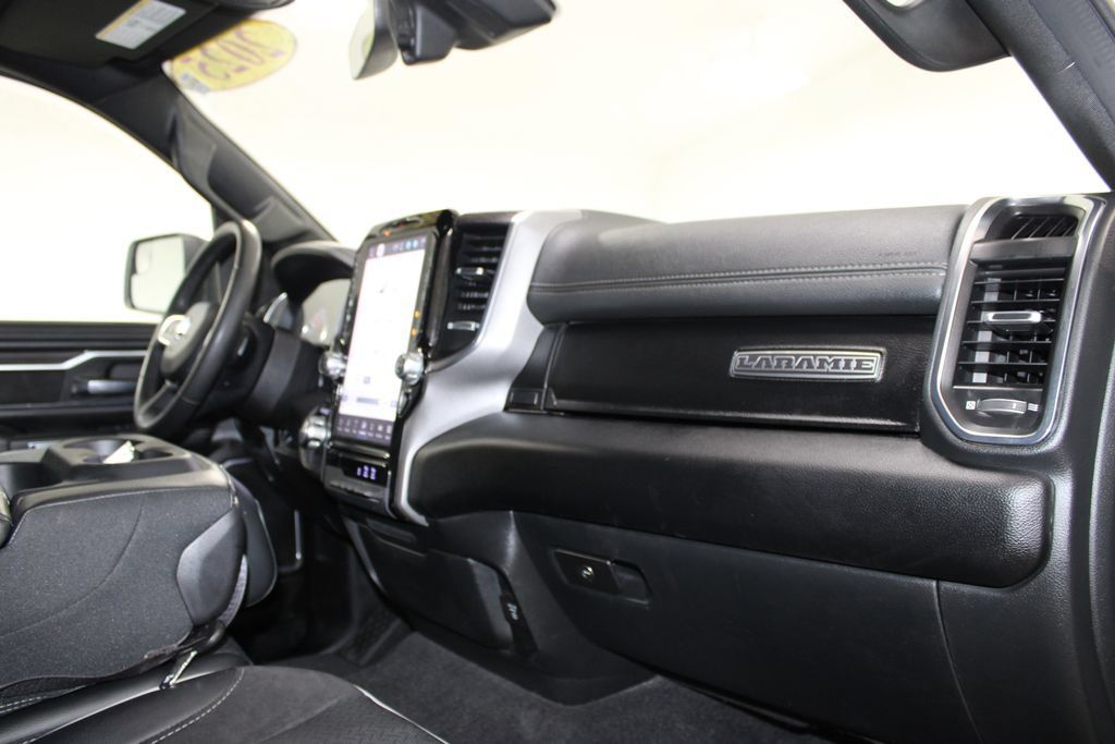 Used 2025 RAM 1500 Laramie AWD/4WD image 22