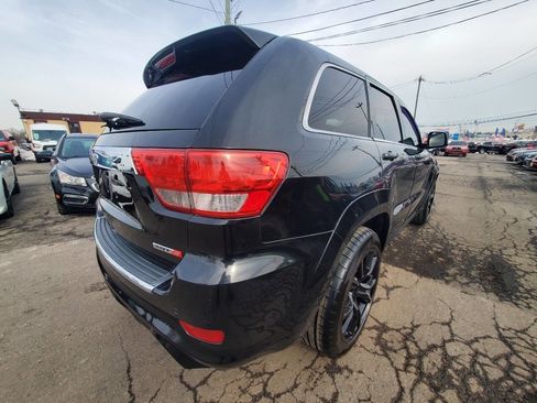 Used 2013 Jeep Grand Cherokee SRT8 image 5