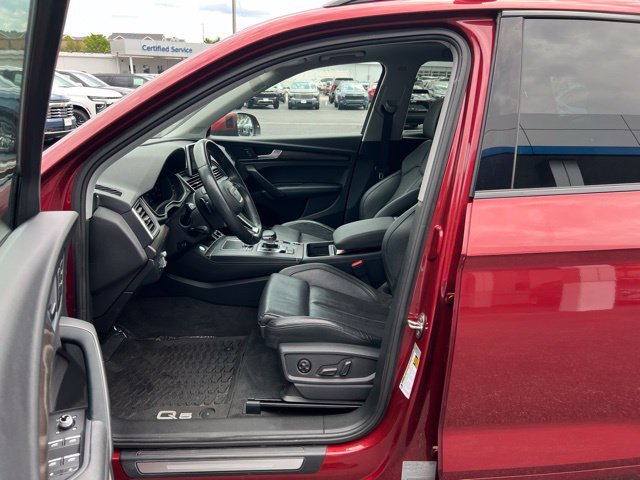 Used 2019 Audi Q5 Prestige w/ Prestige Package AWD/4WD image 11