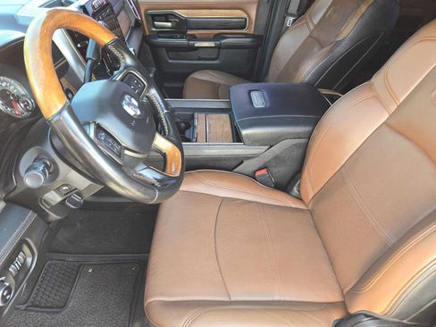 Used 2022 RAM 2500 Limited AWD/4WD image 14