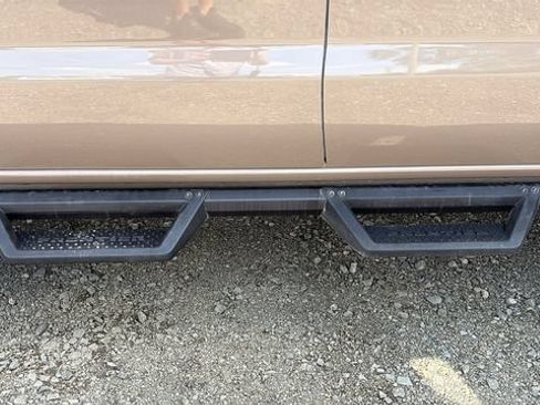 Certified 2023 Nissan Frontier PRO-4X w/ Pro Convenience Package AWD/4WD image 8