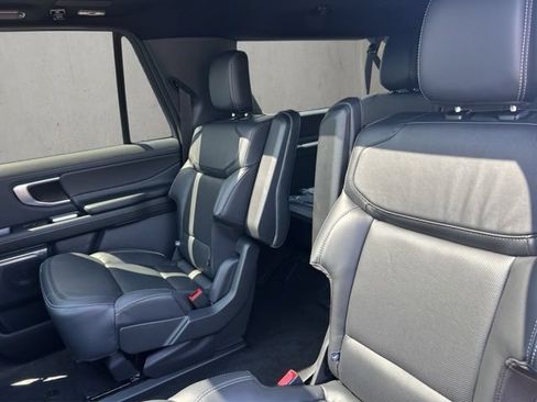 New 2027 Ford Expedition Max Platinum w/ Stealth Appearance Package AWD/4WD image 7
