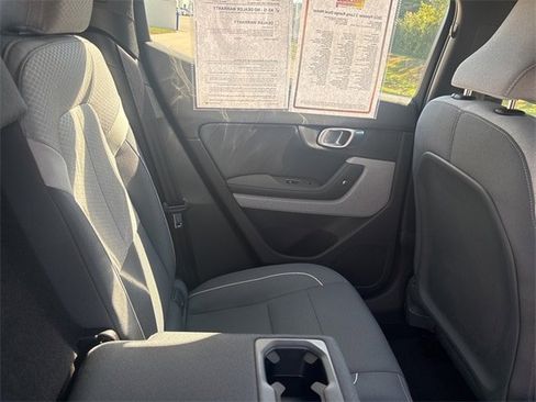 Used 2022 Polestar Polestar 2 w/ Pilot Package image 31