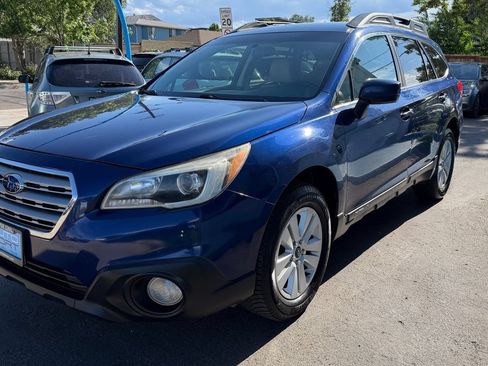 Used 2015 Subaru Outback 2.5i Premium AWD/4WD image 5