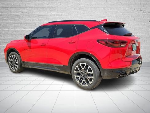 Used 2023 Chevrolet Blazer RS w/ Enhanced Convenience Package FWD image 2
