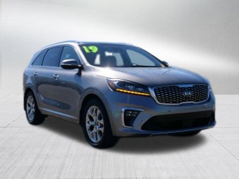 Used 2019 Kia Sorento SX image 9