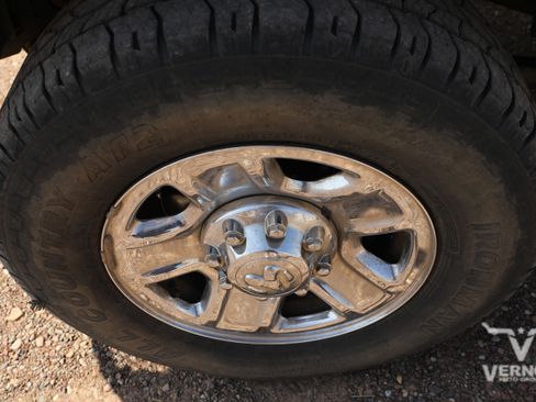 Used 2015 RAM 2500 Tradesman w/ Chrome Appearance Group image 10