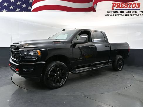 Used 2024 RAM 2500 Big Horn w/ Night Edition AWD/4WD image 1
