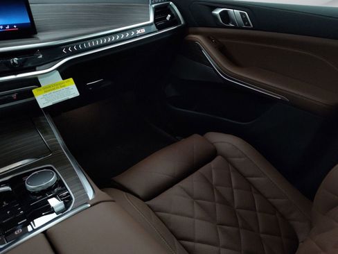 New 2026 BMW X5 xDrive50e w/ M Sport Package image 26
