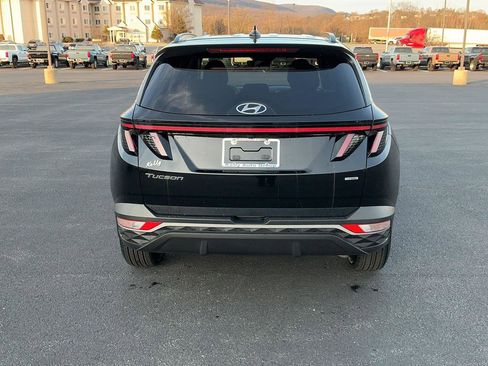 Certified 2023 Hyundai Tucson SEL AWD/4WD image 8