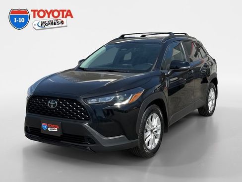 Certified 2023 Toyota Corolla Cross LE FWD image 1