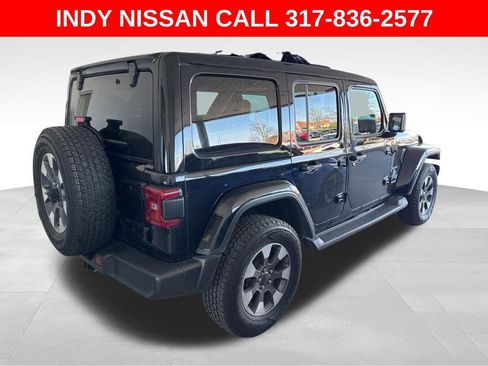 Used 2021 Jeep Wrangler Unlimited Sahara image 3
