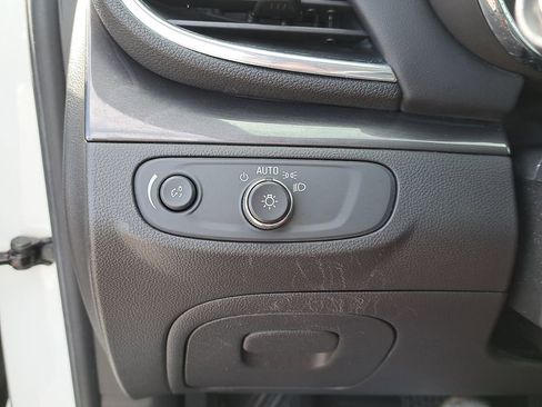 Used 2019 Buick Encore Preferred image 26