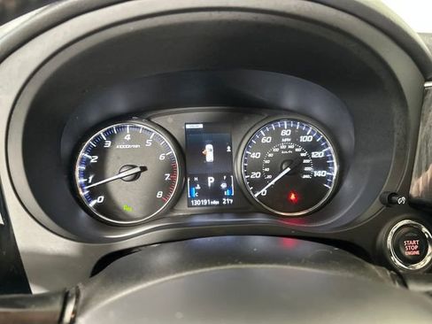 Used 2018 Mitsubishi Outlander LE image 17