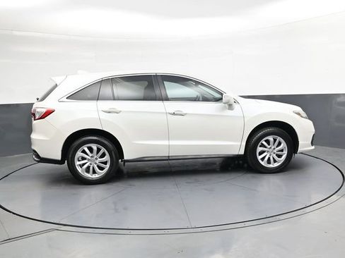 Used 2017 Acura RDX FWD image 3