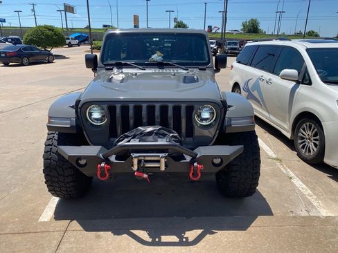 Used 2019 Jeep Wrangler Unlimited Rubicon AWD/4WD image 2