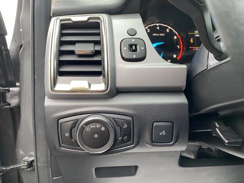 Used 2023 Ford Ranger XLT w/ Equipment Group 301A Mid RWD image 18