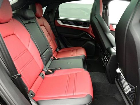 New 2026 Porsche Cayenne E-Hybrid Coupe image 18