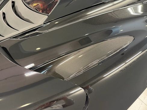 Used 2019 McLaren 720S RWD image 5