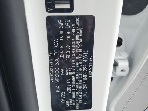 New 2025 Kia K4 EX image 31