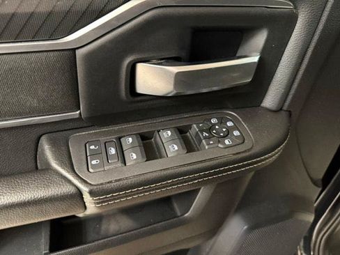 Certified 2025 RAM 2500 Big Horn AWD/4WD image 44