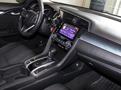 Used 2017 Honda Civic EX-T image 32