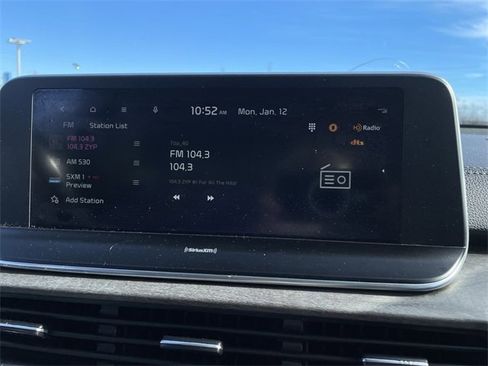 Used 2020 Kia Telluride EX image 22