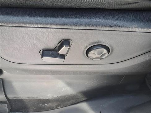 Used 2019 RAM 1500 Big Horn image 14