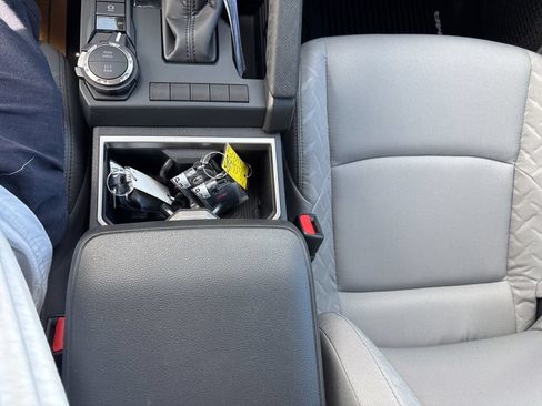 Certified 2026 Toyota Tacoma SR5 AWD/4WD image 26