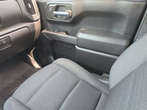 Used 2022 Chevrolet Silverado 1500 Custom AWD/4WD image 18