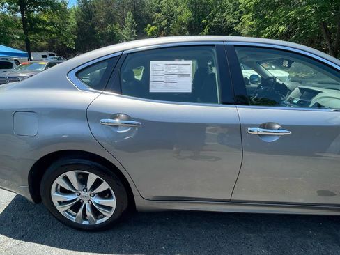 Used 2013 INFINITI M37 x w/ Premium Pkg AWD/4WD image 10