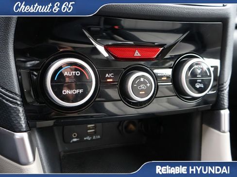 Used 2023 Subaru Forester Premium AWD/4WD image 39