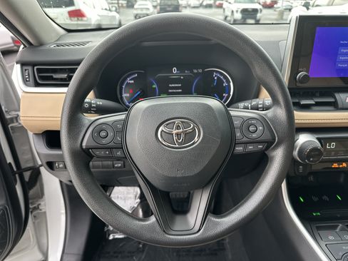 Certified 2024 Toyota RAV4 XLE w/ Convenience Package AWD/4WD image 18