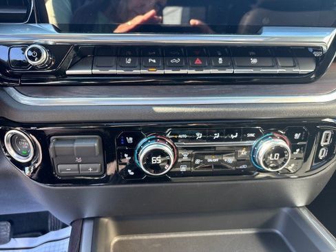 New 2026 GMC Sierra 2500 SLT w/ SLT Premium Package image 22