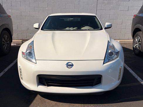 Used 2014 Nissan 370Z Coupe w/ Sport Package RWD image 3