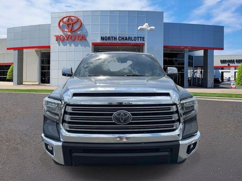 Used 2018 Toyota Tundra Limited w/ Limited Premium Package AWD/4WD image 3