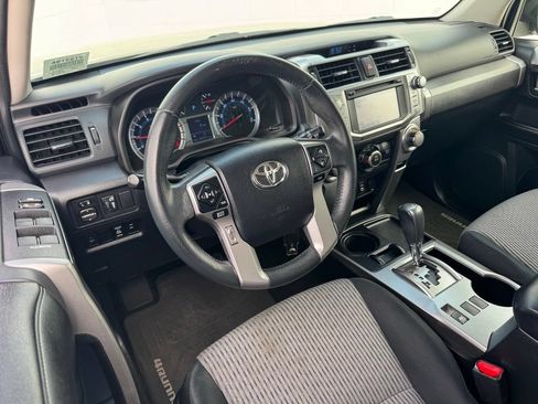 Used 2015 Toyota 4Runner SR5 RWD image 3