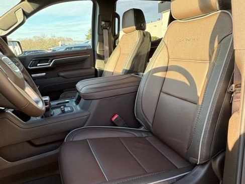 New 2026 GMC Sierra 1500 Denali w/ Denali Reserve Package image 12
