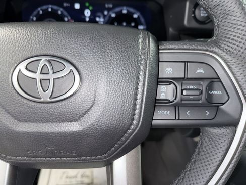 New 2026 Toyota Tacoma Limited AWD/4WD image 34